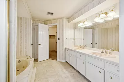 2739 Blue Glen Lane, Houston, TX 77073 - Photo 16