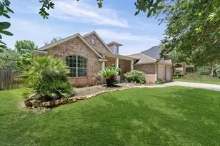 14115 Sandhill Crane Dr, Houston, TX 77044 - Photo 2