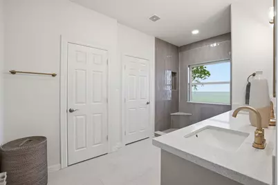 10000 Ocean Drive, Beach City, TX 77523 - Photo 18