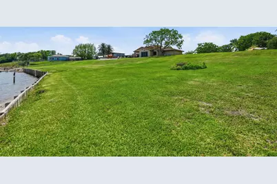 10000 Ocean Drive, Beach City, TX 77523 - Photo 40