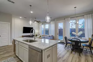 10934 Brambling Wood Dr, Houston, TX 77043 - Photo 8