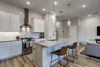 10934 Brambling Wood Drive, Houston, TX 77043 - Photo 10