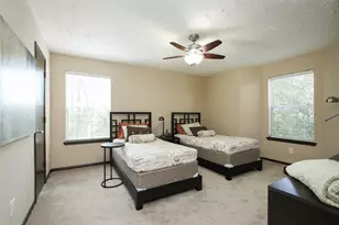8051 Bay Branch Dr, The Woodlands, TX 77382 - Photo 22
