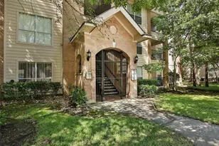 8051 Bay Branch Dr, The Woodlands, TX 77382 - Photo 4