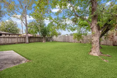 2723 N Brompton Drive, Pearland, TX 77584 - Photo 20