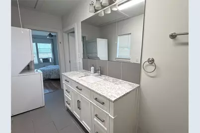 1126 Ryon St #A, Houston, TX 77009 - Photo 4