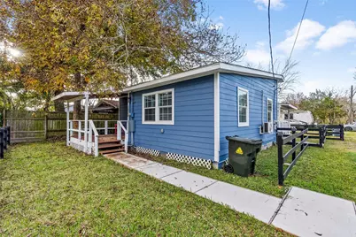 4126 Paladino Street, Bacliff, TX 77518 - Photo 2