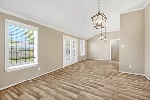 5418 Pershing St, Houston, TX 77033 - Photo 8