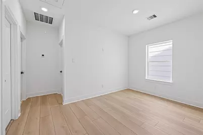971 Highland Light Lane, Houston, TX 77091 - Photo 18