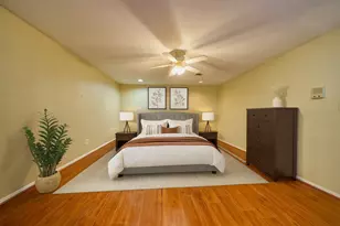 8018 Candle Ln, Houston, TX 77071 - Photo 14