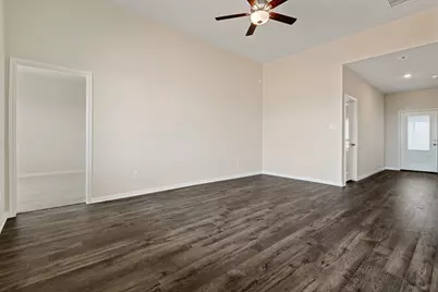 348 Kingston Way, Waller, TX 77484 - Photo 4