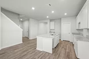 25424 Blossom Ct, Montgomery, TX 77316 - Photo 6