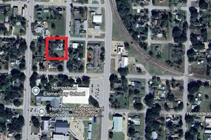 1205 12th St, Hempstead, TX 77445 - Photo 2