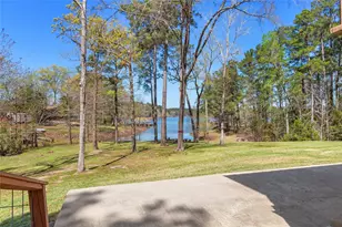 286 Lynwood, Burkeville, TX 75932 - Photo 6