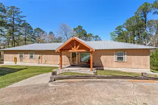 286 Lynwood, Burkeville, TX 75932 - Photo 2