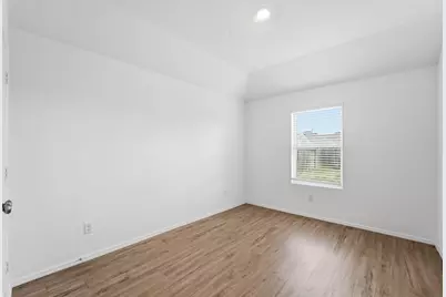 14242 Walworth Creek Court, Fresno, TX 77583 - Photo 12