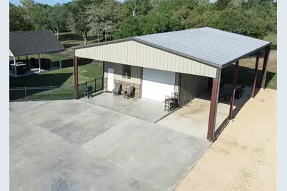 1572 County Road 134, Hallettsville, TX 77964 - Photo 38