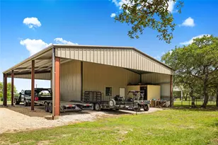 1572 Co Rd 134, Hallettsville, TX 77964 - Photo 30