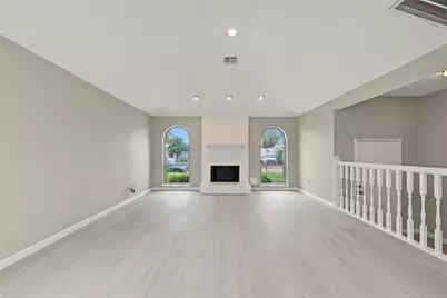 9606 Sandstone Street, Houston, TX 77036 - Photo 2
