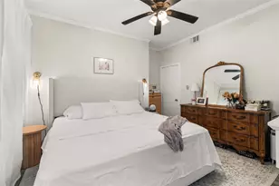 2510 Whitney St, Houston, TX 77006 - Photo 12