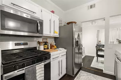 2510 Whitney Street #3, Houston, TX 77006 - Photo 10