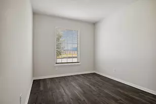 10343 Red Cardinal Dr, Cleveland, TX 77328 - Photo 8