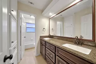 15319 Rio Plaza Dr, Houston, TX 77083 - Photo 22