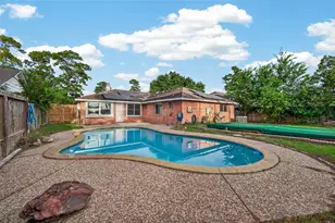 17315 Camberwell Green Ln, Houston, TX 77070 - Photo 2