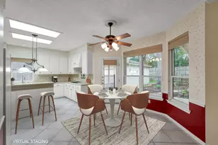 92 S Bonneymead Cir, The Woodlands, TX 77381 - Photo 12