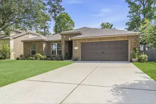 2035 Borthwick Ln, Conroe, TX 77301 - Photo 2