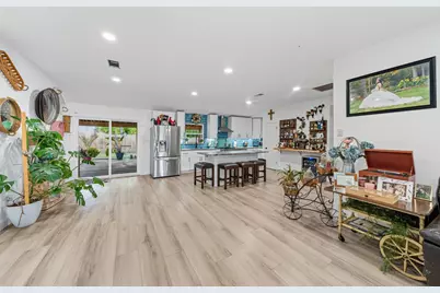 110 S 4th Street, Conroe, TX 77301 - Photo 8