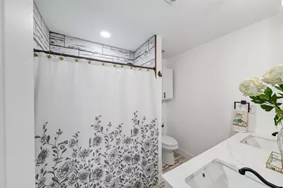 110 S 4th Street, Conroe, TX 77301 - Photo 22