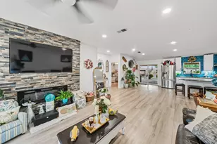 110 S 4th St, Conroe, TX 77301 - Photo 4