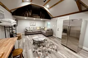 38 Martha Ln, Huntsville, TX 77320 - Photo 32