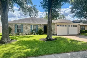 13611 Oak Ledge Dr, Houston, TX 77065 - Photo 1