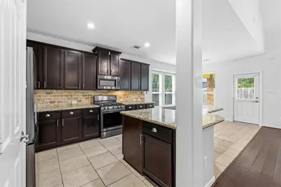 219 Myrtle Drive, Baytown, TX 77520 - Photo 12
