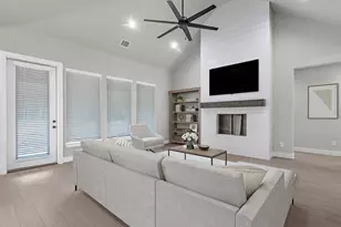 1859 Pin Oak Dr, Dayton, TX 77535 - Photo 8