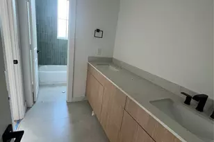 5339 A Larkin St, Houston, TX 77007 - Photo 8