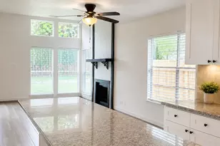 3 Kino Ct, The Woodlands, TX 77380 - Photo 6