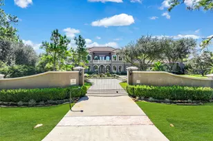2117 San Miguel Dr, Friendswood, TX 77546 - Photo 2