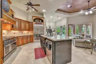 2117 San Miguel Dr, Friendswood, TX 77546 - Photo 12