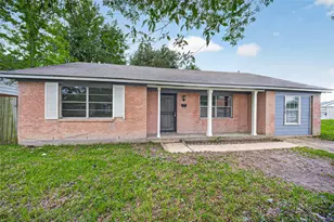 3918 Tavenor Ln, Houston, TX 77047 - Photo 2