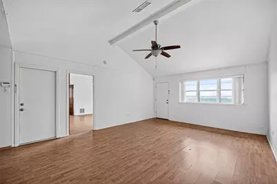 4701 Crepe Myrtle Lane, Pasadena, TX 77505 - Photo 6