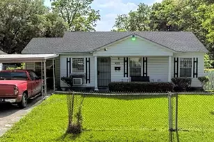 4518 Englewood St, Houston, TX 77026 - Photo 2