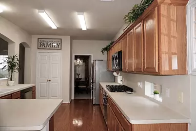 12206 Gatemont Court, Houston, TX 77066 - Photo 10