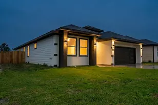 1065 Rd 5203, Cleveland, TX 77327 - Photo 2
