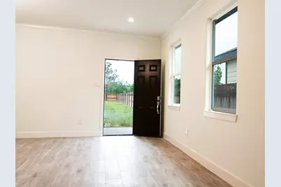 1065 Road 5203, Cleveland, TX 77327 - Photo 10