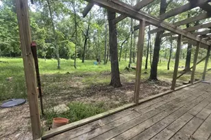 470 Trails End Dr, Cleveland, TX 77328 - Photo 8