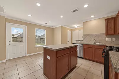 9214 Arrowhead Trace Lane, Houston, TX 77089 - Photo 8