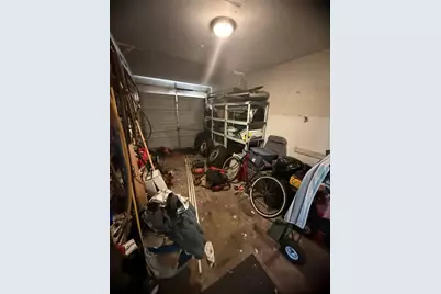 10026 Lasaber Court, Houston, TX 77038 - Photo 10